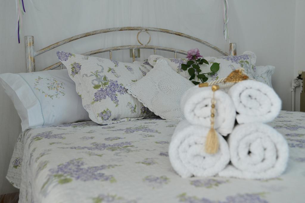 Noble Inn Loutráki Pokój zdjęcie
