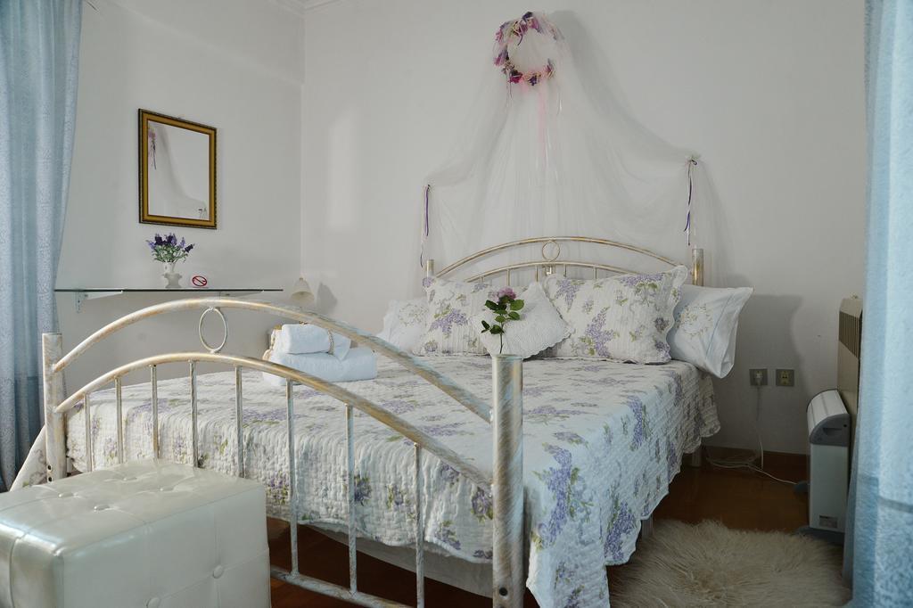 Noble Inn Loutráki Pokój zdjęcie